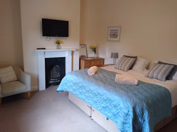 Room at Lusby Manor